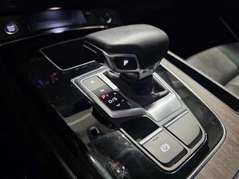 Used 2023 Audi Q5 2.0T Premium w/ Convenience Package AWD/4WD image 30
