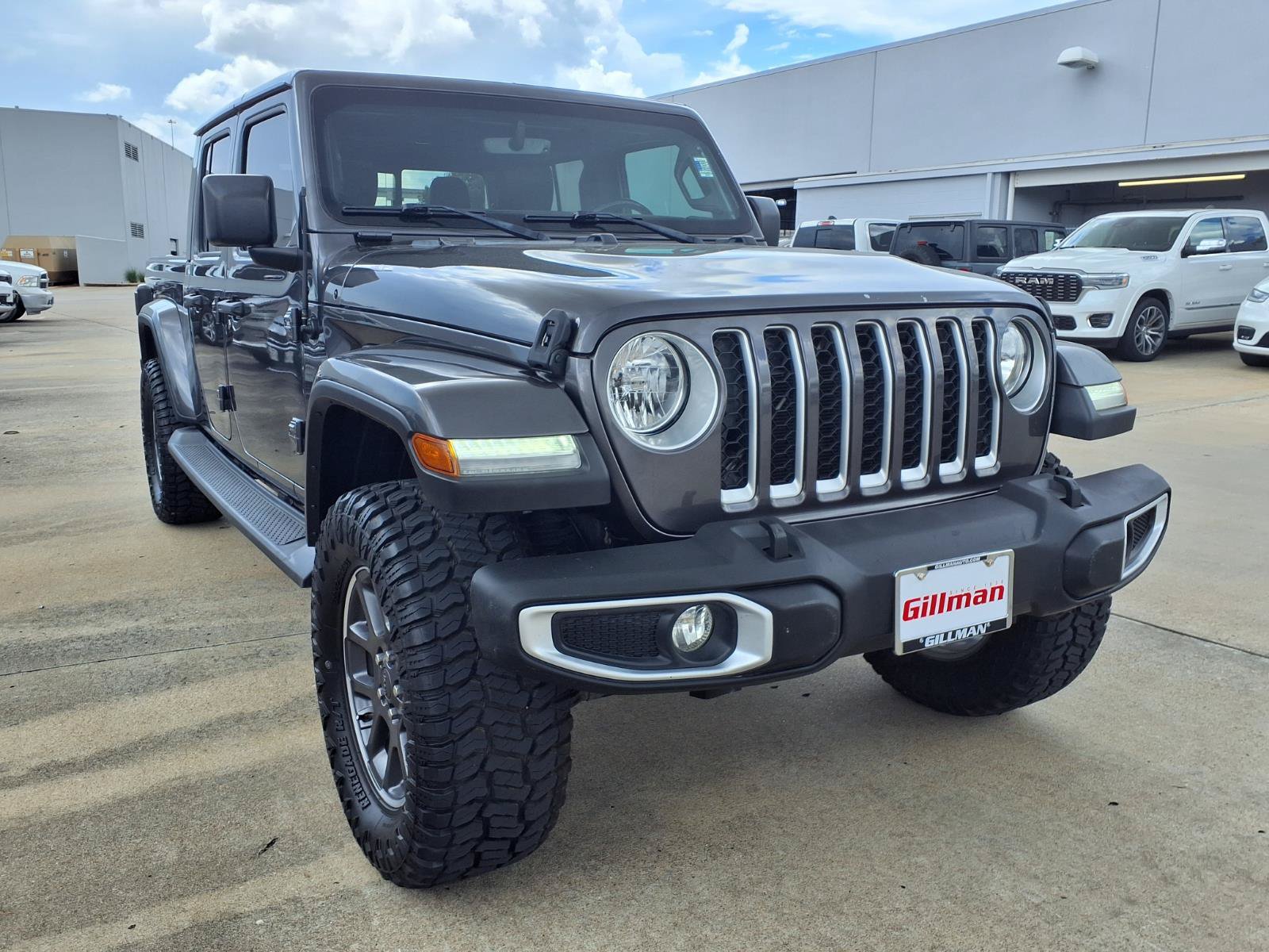 Used 2021 Jeep Gladiator Overland w/ Popular Equipment Package AWD/4WD image 2