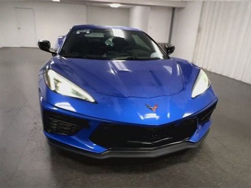 Used 2022 Chevrolet Corvette Stingray Preferred Cpe w/ 2LT image 3