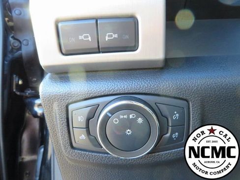 Used 2022 Ford F250 Platinum w/ Tremor Off-Road Package image 51