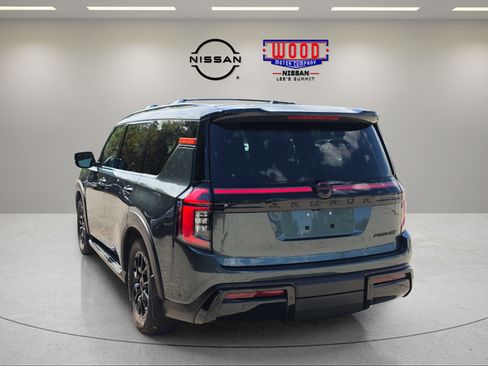 Used 2025 Nissan Armada PRO-4X AWD/4WD image 4