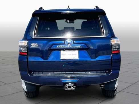 Used 2022 Toyota 4Runner SR5 Premium w/ Moonroof Package image 10