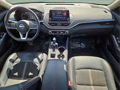 Used 2024 Nissan Altima 2.5 SR FWD image 18