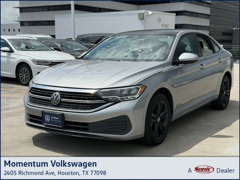 Used 2022 Volkswagen Jetta SE w/ Panoramic Sunroof Package image 1