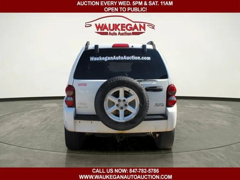 Used 2006 Jeep Liberty Limited AWD/4WD image 6