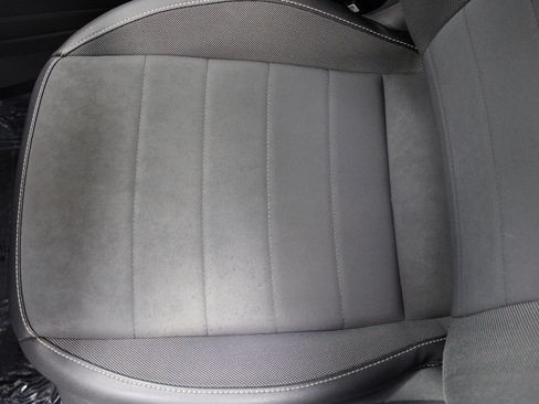 Used 2022 Volkswagen Taos SE image 16