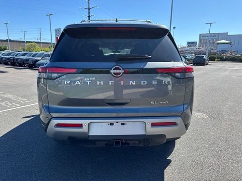 Certified 2025 Nissan Pathfinder SL w/ SL Premium Package AWD/4WD image 6