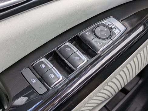 Certified 2023 Kia Carnival EX FWD image 19