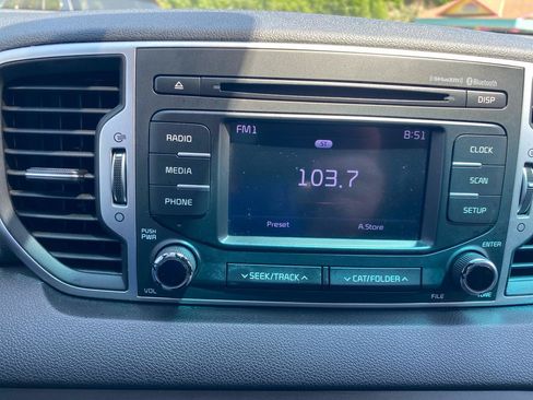 Used 2018 Kia Sportage LX FWD image 20
