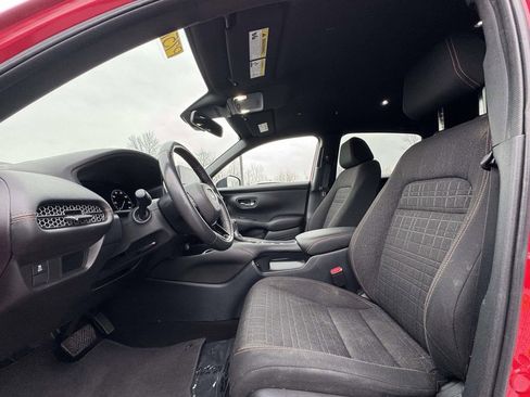 Used 2024 Honda HR-V Sport image 13