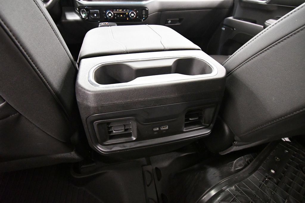 Used 2024 Chevrolet Silverado 1500 RST AWD/4WD image 17