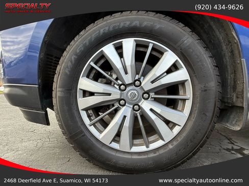 Used 2020 Nissan Pathfinder S image 13