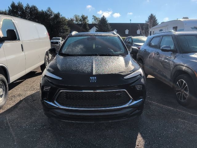 Used 2024 Buick Encore GX Sport Touring w/ Comfort Package FWD image 2