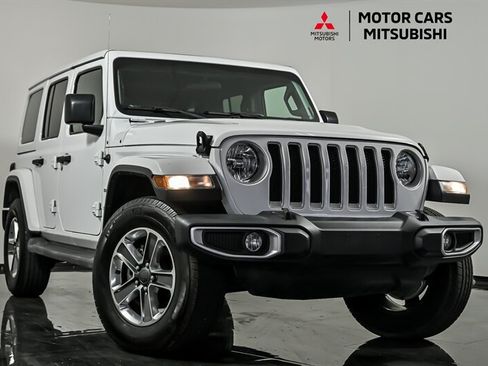 Used 2020 Jeep Wrangler Unlimited Sahara AWD/4WD image 1