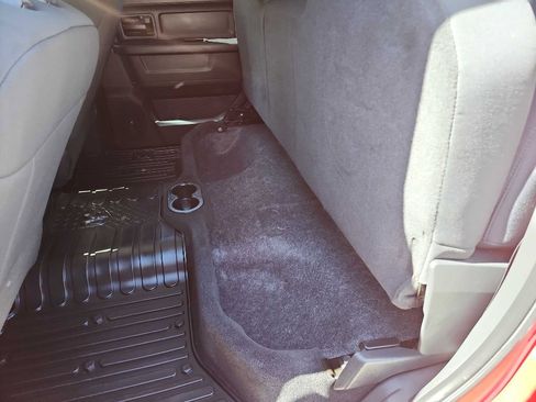 Used 2012 RAM 3500 ST w/ Chrome Appearance Group image 34