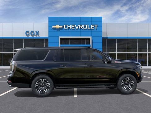 New 2026 Chevrolet Suburban Z71 image 5