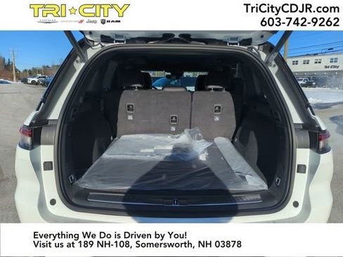 New 2025 Jeep Grand Cherokee Summit image 22