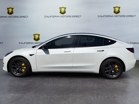 Used 2023 Tesla Model 3 Standard Range RWD image 2
