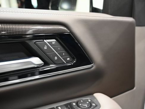 New 2026 GMC Yukon XL Elevation w/ Elevation Premium Package image 29