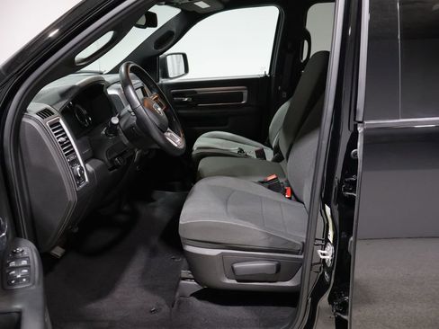 Used 2023 RAM 1500 Classic Warlock w/ Trailer & Traction Group AWD/4WD image 10
