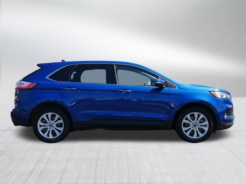 Used 2021 Ford Edge Titanium w/ Class II Trailer Tow Package AWD/4WD image 8