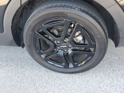 Certified 2024 Kia Telluride SX X-Line AWD/4WD image 5