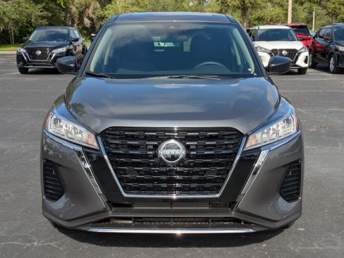 New 2025 Nissan Kicks Play S image 9