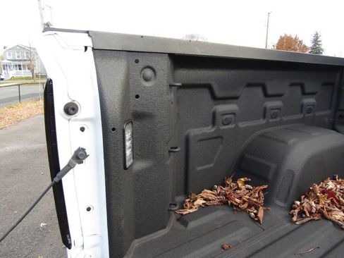 Used 2024 GMC Sierra 1500 Pro w/ Graphite Edition image 26