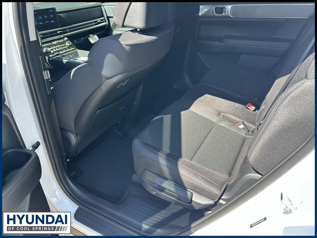 New 2027 Hyundai Santa Fe SE FWD image 16