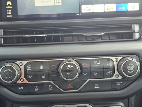 New 2026 Jeep Gladiator Rubicon image 14