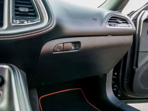 Used 2021 Dodge Challenger SRT Hellcat image 45