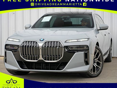Used 2023 BMW i7 xDrive60 w/ Executive Package 2 image 1