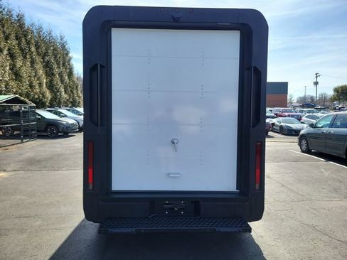 New 2025 Chevrolet Brightdrop 400 w/ Battery Pack, Max Range image 6