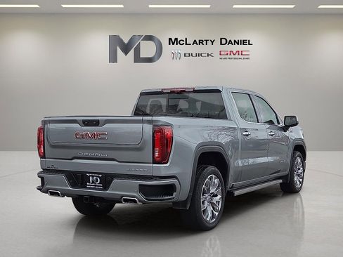 Used 2025 GMC Sierra 1500 Denali w/ Denali Reserve Package image 5