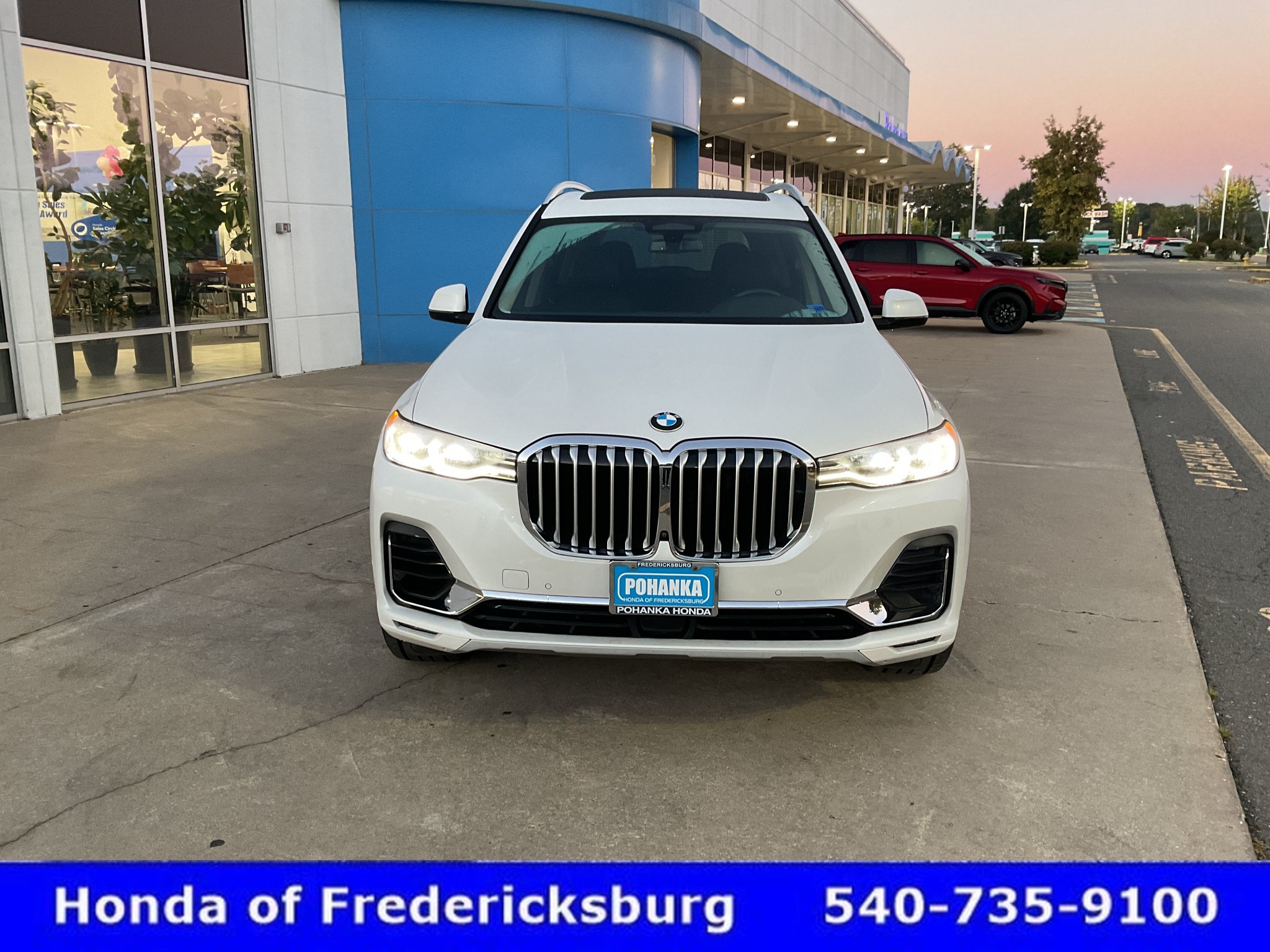 Used 2022 BMW X7 xDrive40i w/ Executive Package AWD/4WD image 10