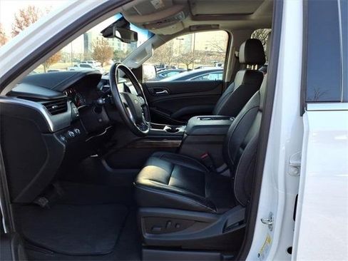 Used 2020 Chevrolet Tahoe LT w/ Luxury Package image 11