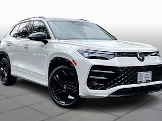 New 2026 Volkswagen Tiguan SE R-Line FWD video 2