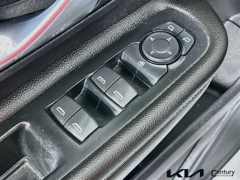 Used 2021 GMC Terrain SLE w/ Elevation Edition FWD image 17