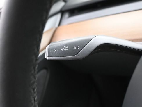 Used 2023 Tesla Model 3 Standard Range RWD image 23