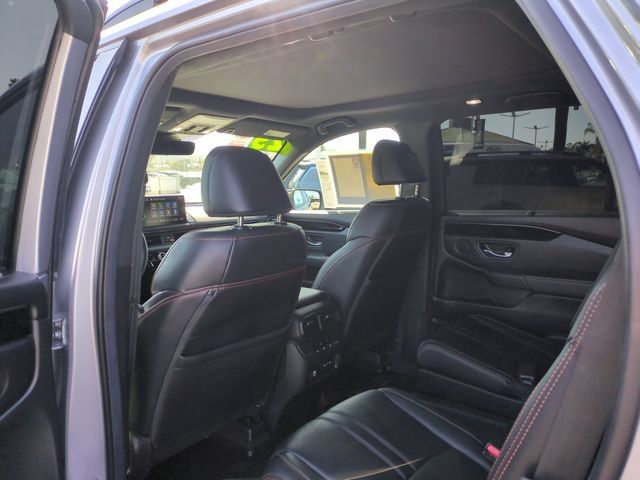 Used 2025 Honda Pilot TrailSport image 26