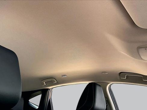 Certified 2025 Nissan Murano SV FWD image 13
