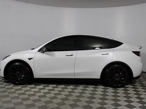 Used 2022 Tesla Model Y Performance AWD/4WD image 26