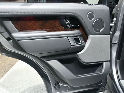 Used 2021 Land Rover Range Rover P525 Westminster Edition image 24