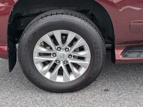 Used 2019 Lexus GX 460 Premium w/ Premium Package AWD/4WD image 10