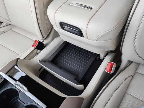 New 2026 GMC Yukon XL Denali image 39