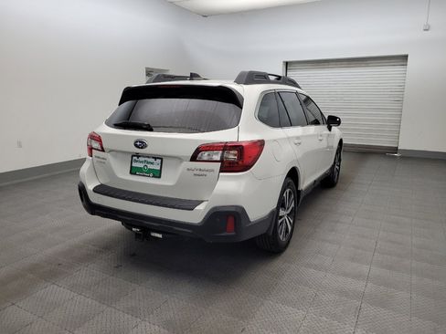 Used 2019 Subaru Outback 3.6R Limited w/ Popular Package #2 AWD/4WD image 9