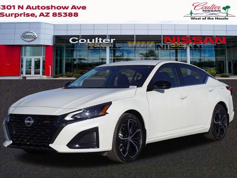 Used 2025 Nissan Altima 2.5 SR image 1