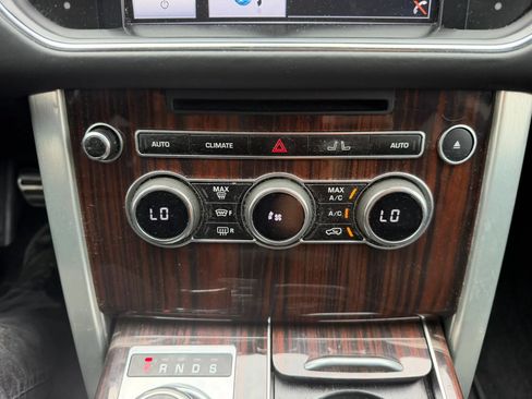 Used 2014 Land Rover Range Rover Long Wheelbase Supercharged AWD/4WD image 19
