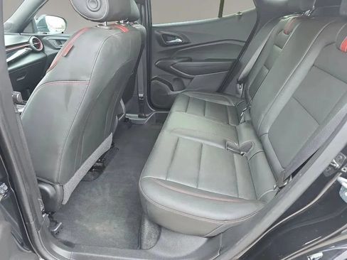 Used 2024 Chevrolet Trax RS FWD image 10
