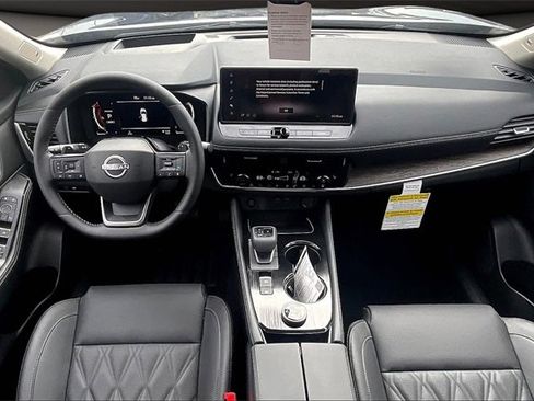 New 2026 Nissan Rogue Platinum w/ Platinum Premium Package image 5